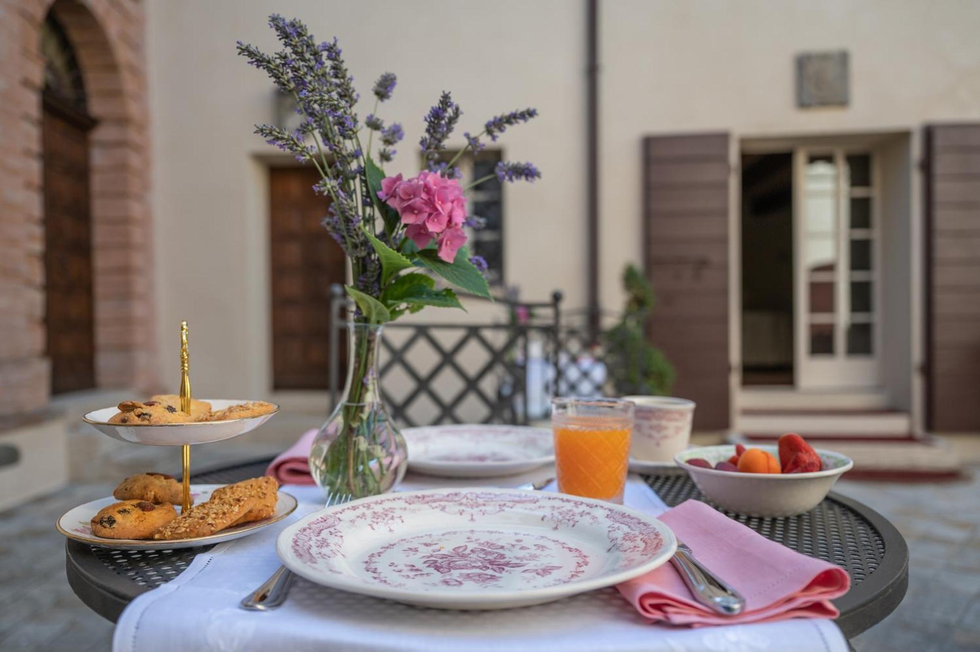 Palazzo Del Poggiano Bed & Breakfast Poggio Berni Dış mekan fotoğraf